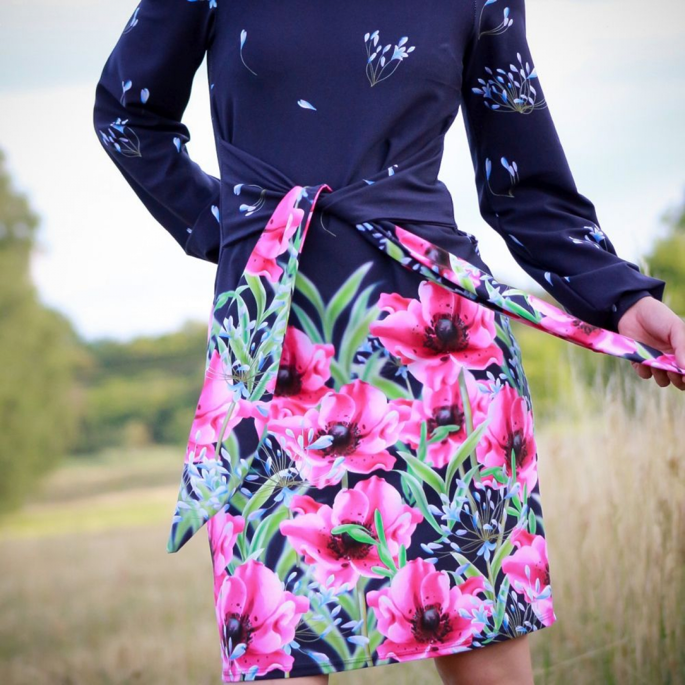 Bordüren Jersey Stoff in blau fuchsia